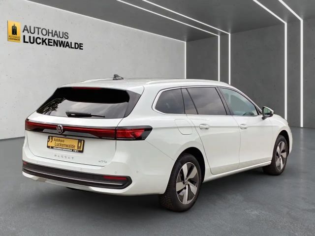 Volkswagen Passat 1.5 eTSI Business DSG Variant