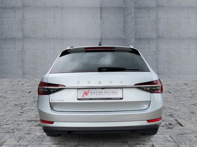 Skoda Superb 2.0 TSI Combi Style Style