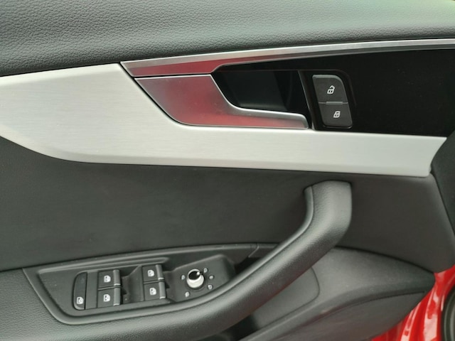 Audi A4 35 TFSI Avant S-Line