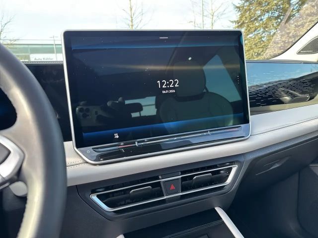 Volkswagen Tiguan DSG Elegance Elegance