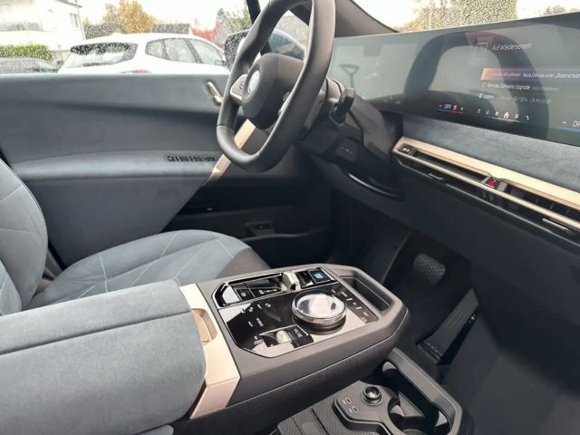 BMW iX xDrive40