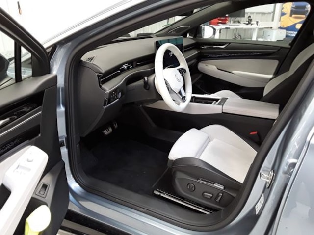 Volkswagen ID.7 Sonderleasing! AHK Navi IQLight Anschlussg