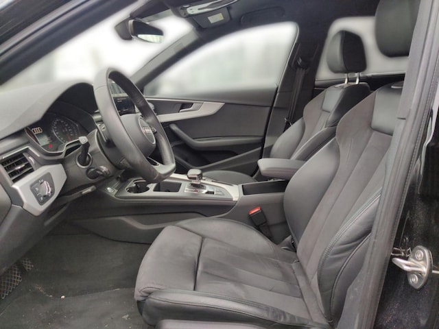 Audi A4 45 TFSI Avant Quattro S-Line S-Tronic