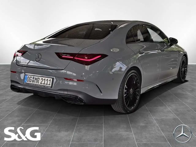 Mercedes-Benz CLA 200 AMG Line Coupé