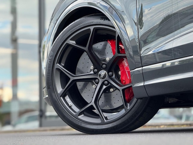 Audi RS Q8 Performance Quattro