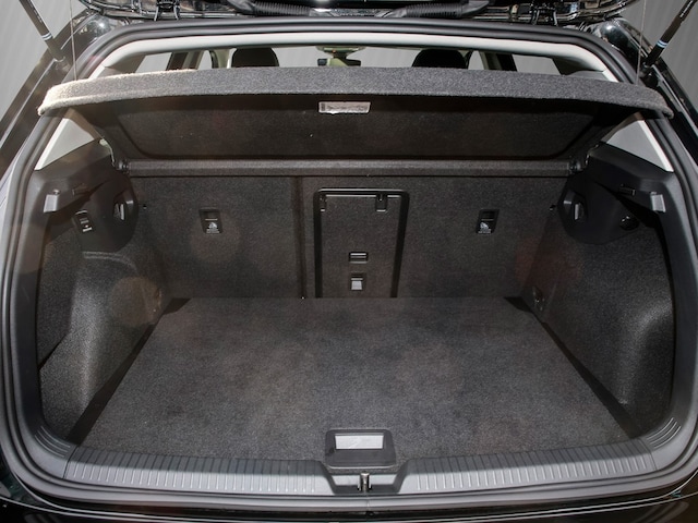 Volkswagen Golf 1.5 eTSI DSG Golf VIII