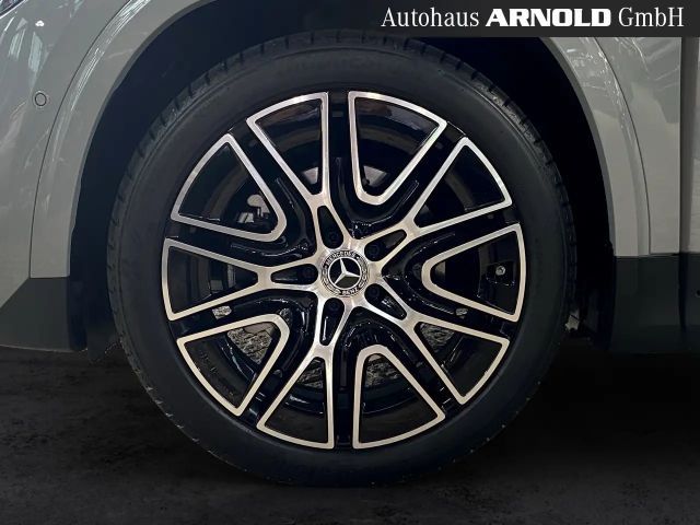 Mercedes-Benz GLA 180 AMG Line