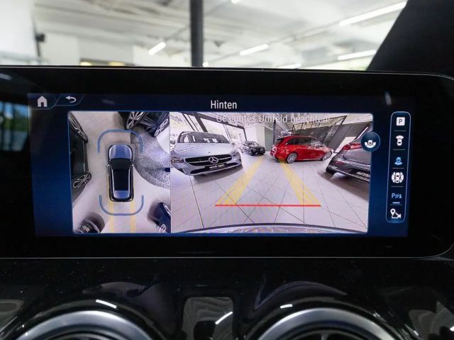 Mercedes-Benz GLA 180 STH SpurW W-Paket KeyLess ParkAss. ACC