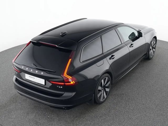 Volvo V90 AWD Dark Plus T6