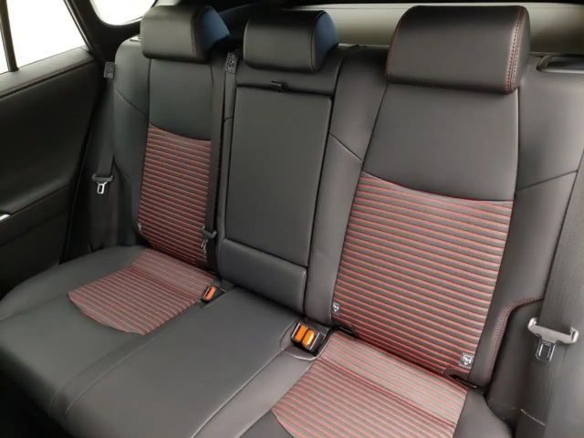 Suzuki Across E-Four Flash