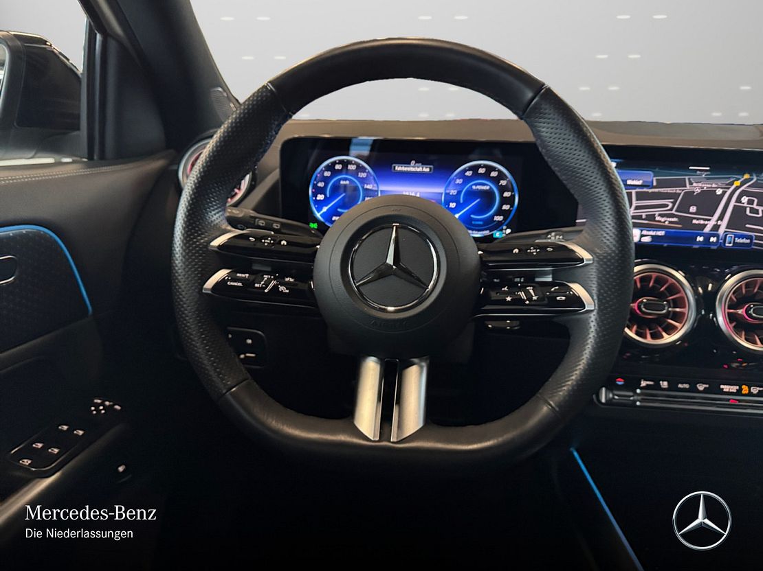 Mercedes-Benz EQA 300 4MATIC