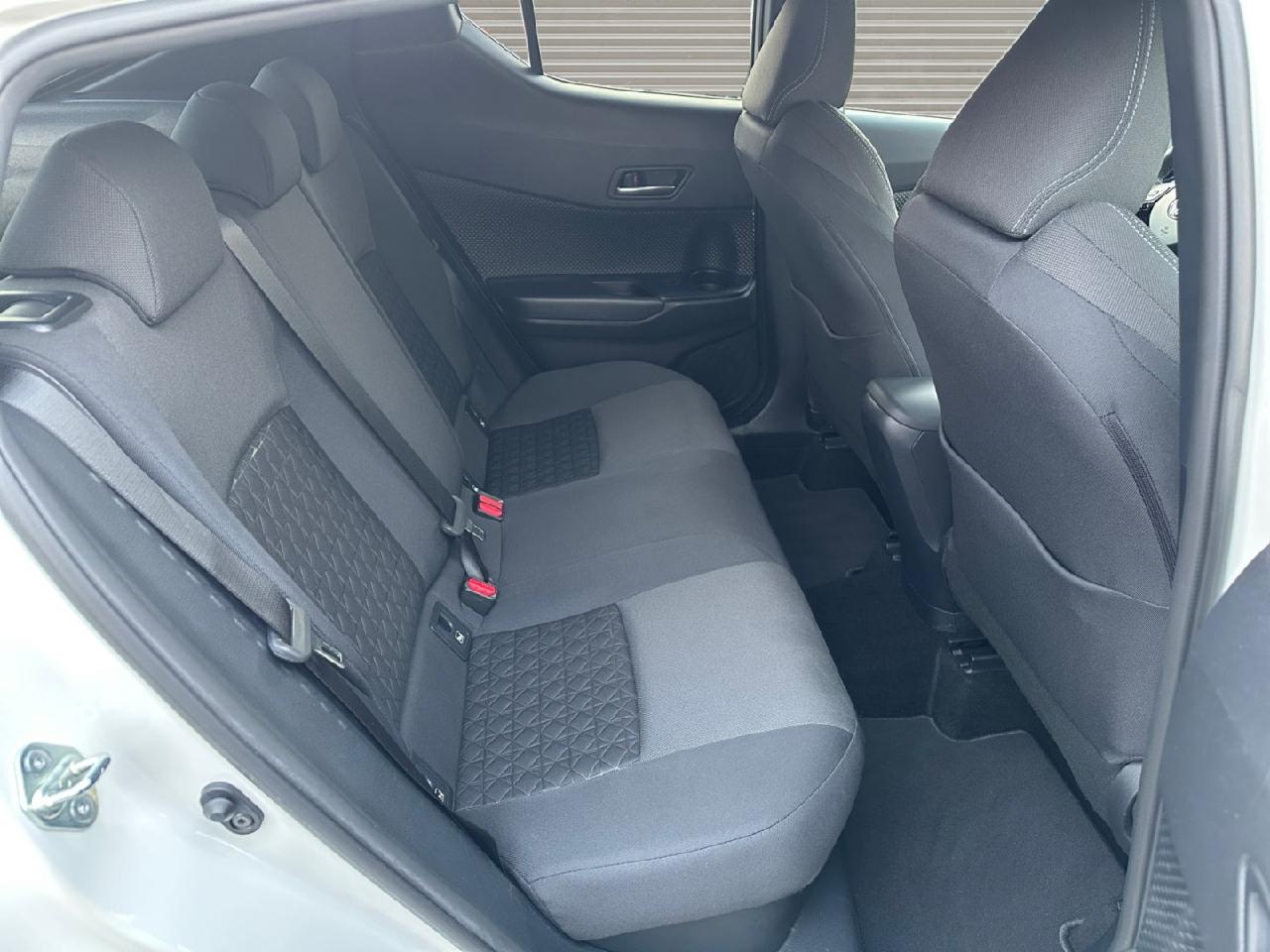 Toyota C-HR 5-deurs Team D