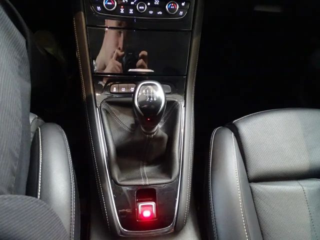Opel Grandland X 1.2 Turbo Turbo Ultimate