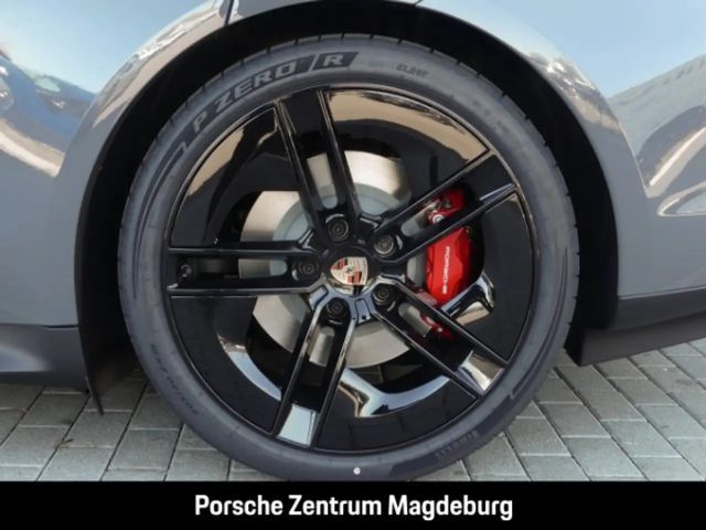 Porsche Taycan GTS Sport Turismo