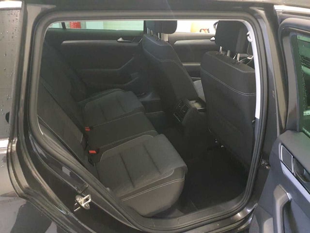 Volkswagen Passat Business Variant