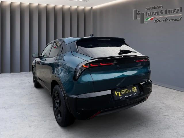 Alfa Romeo Junior 1.2 MEHV VGT e-DC