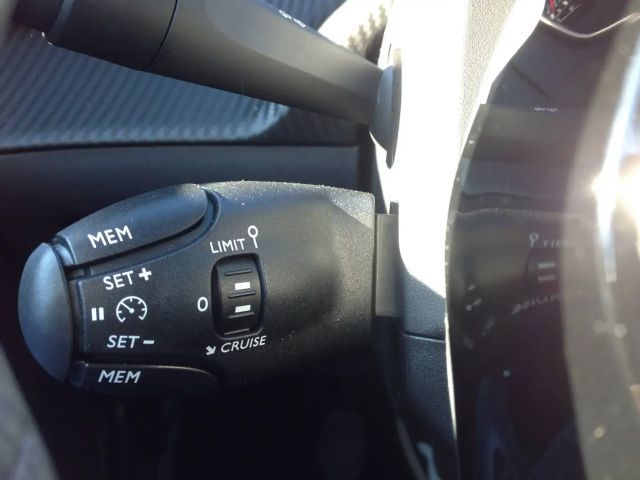 Peugeot 208 Active Pack PureTech