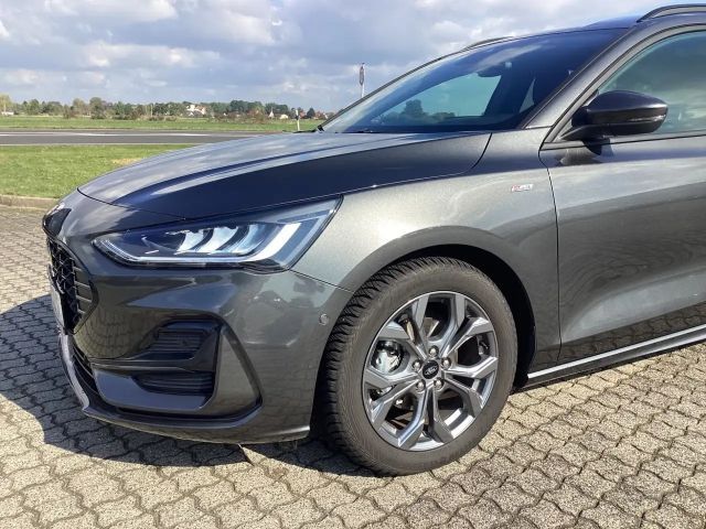 Ford Focus ST Line Wagon