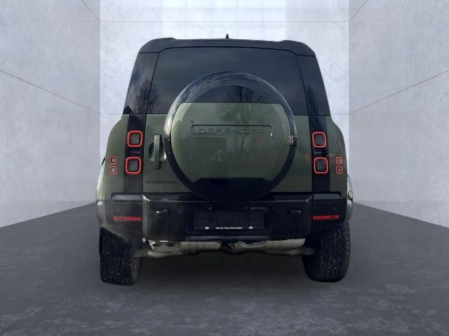 Land Rover Defender 110 Dynamic SE