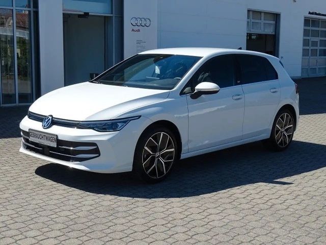 Volkswagen Golf 1.5 eTSI DSG