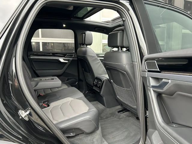 Volkswagen Touareg 3.0 V6 TSI R-Line