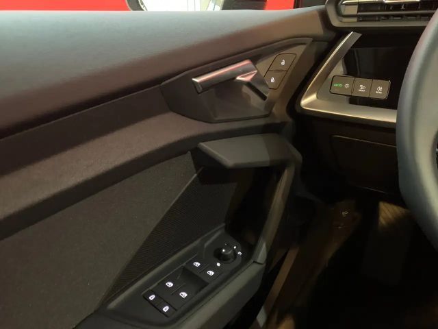 Audi A3 30 TFSI Sedan