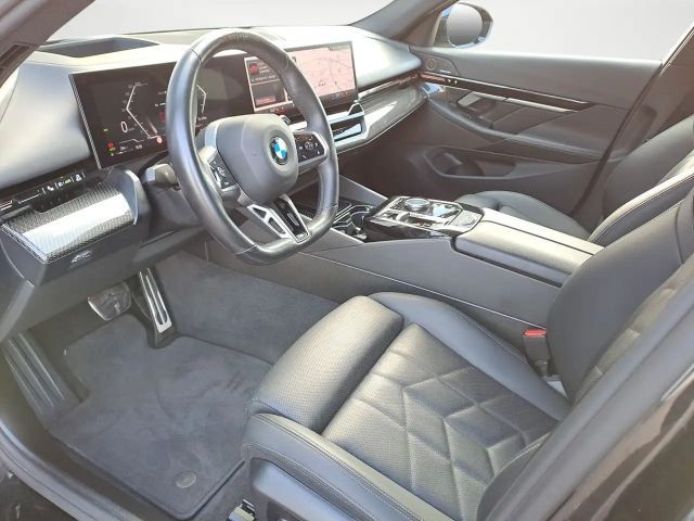 BMW 520 520d M-Sport Touring xDrive