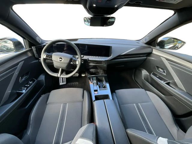 Opel Astra GS-Line Grand Sport