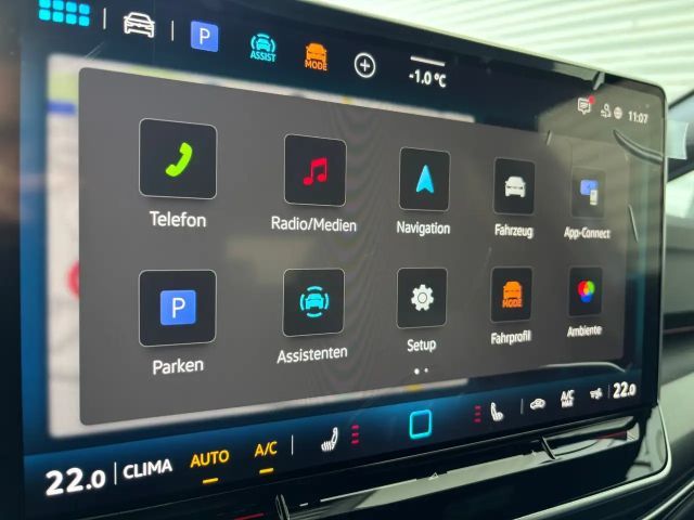 Volkswagen Golf DSG Sport