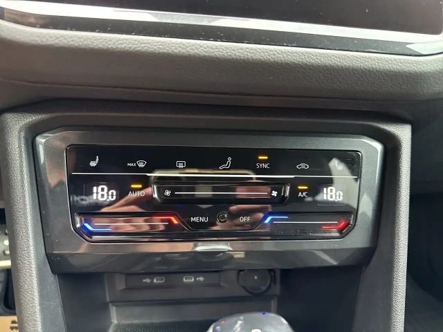 Volkswagen Tiguan 4Motion DSG R-Line