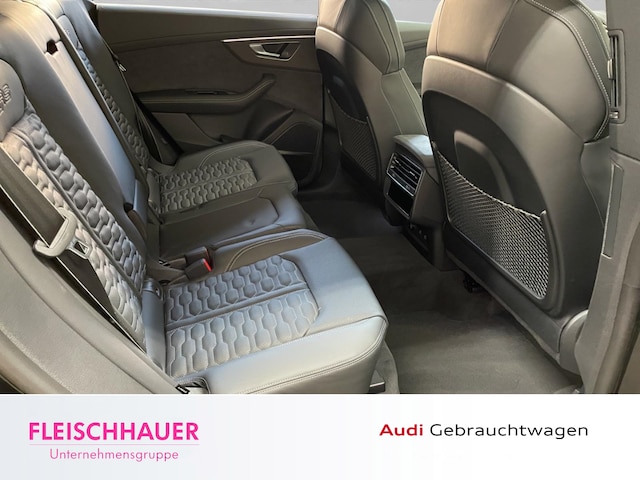 Audi RS Q8 Performance Quattro