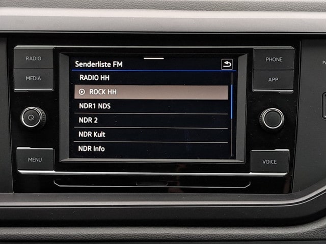 Volkswagen Polo Polo 1.0 APP PDC LED 3,99% GJ-REIF SHZ