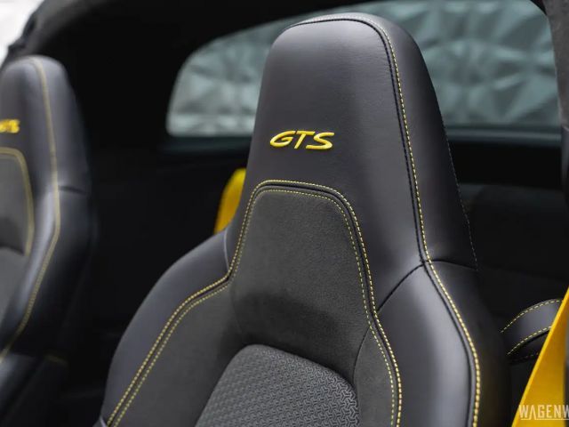 Porsche 992 4 Cabrio GTS Targa Turbo