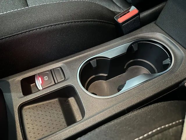 Renault Captur Business Line E-Tech