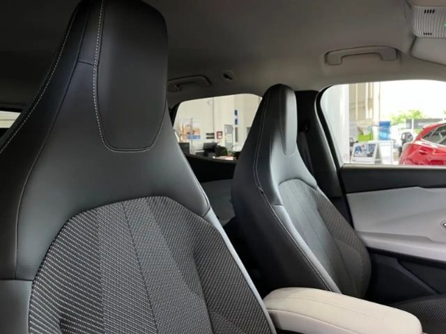 Ford Explorer AWD EV