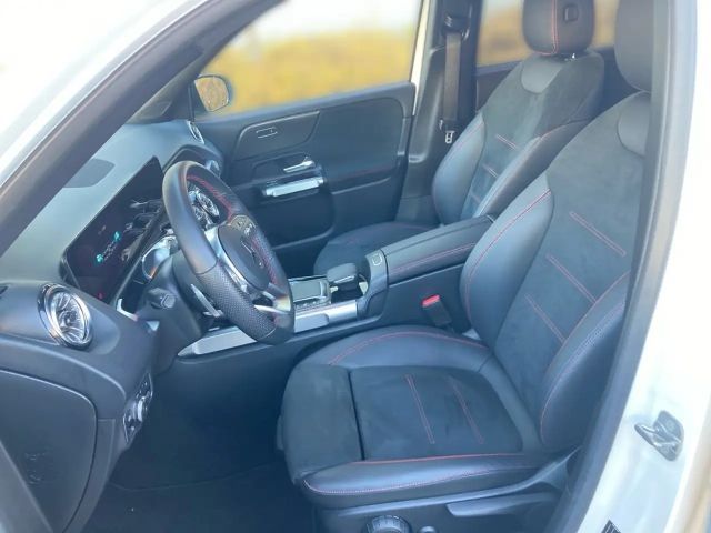 Mercedes-Benz GLB 200 4MATIC AMG Line GLB 200 d