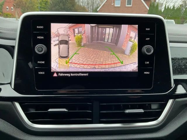 Volkswagen T-Roc 1.5 TSI DSG R-Line