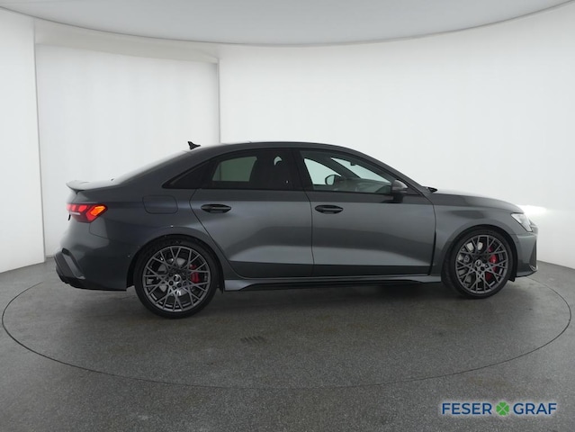 Audi RS3 Quattro S-Tronic Sedan