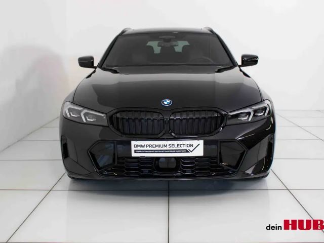 BMW 330 330e xDrive