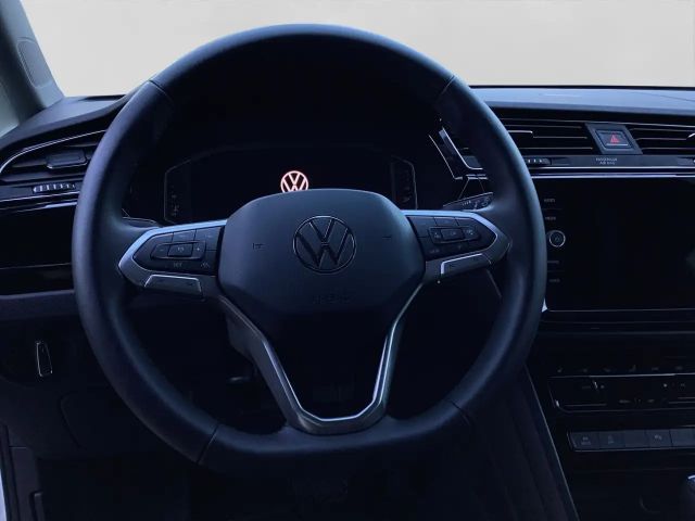 Volkswagen Touran 1.5 TSI DSG R-Line