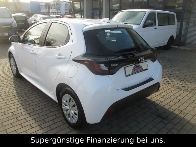 Toyota Yaris Comfort Hatchback