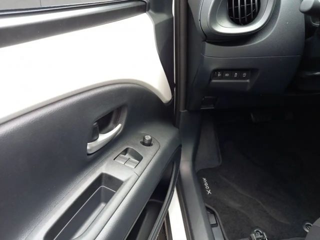 Toyota Aygo X Business Hatchback S-CVT