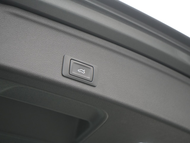 Audi A4 40 TFSI Avant Quattro S-Tronic