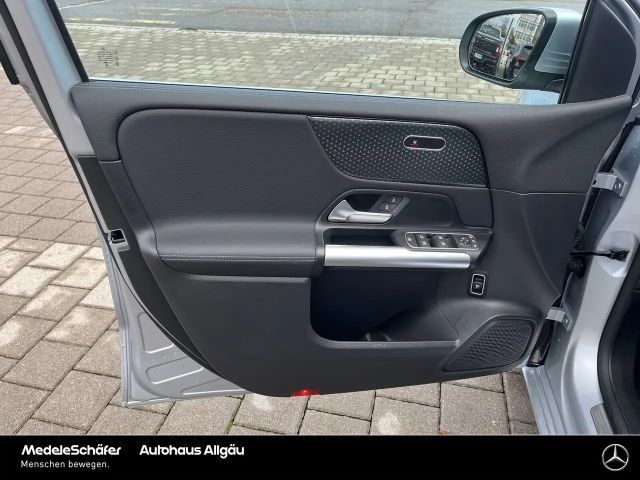 Mercedes-Benz B 220 4MATIC