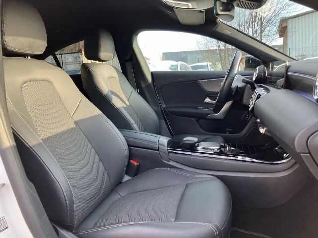 Mercedes-Benz CLA 200 Coupé