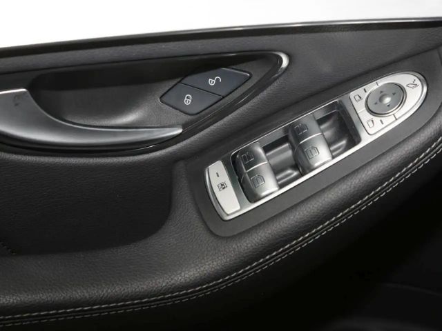 Mercedes-Benz GLC 300 4MATIC AMG Line