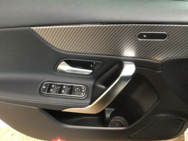 Mercedes-Benz A 200 Progressive