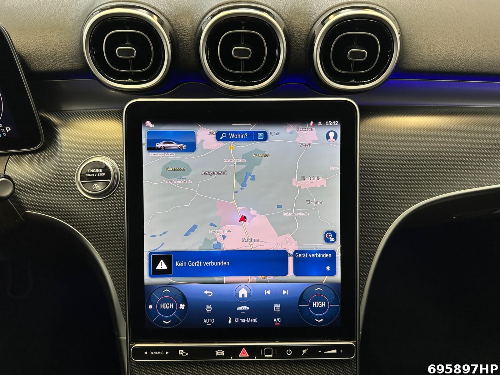 Mercedes-Benz C 200 AVANTGARDE Sedan