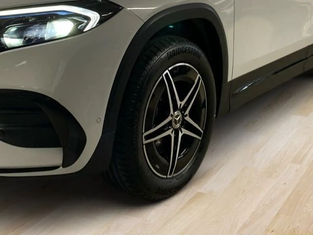 Mercedes-Benz EQB 250 AMG Line
