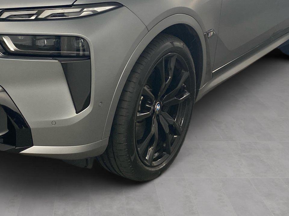 BMW X7 M60i xDrive
